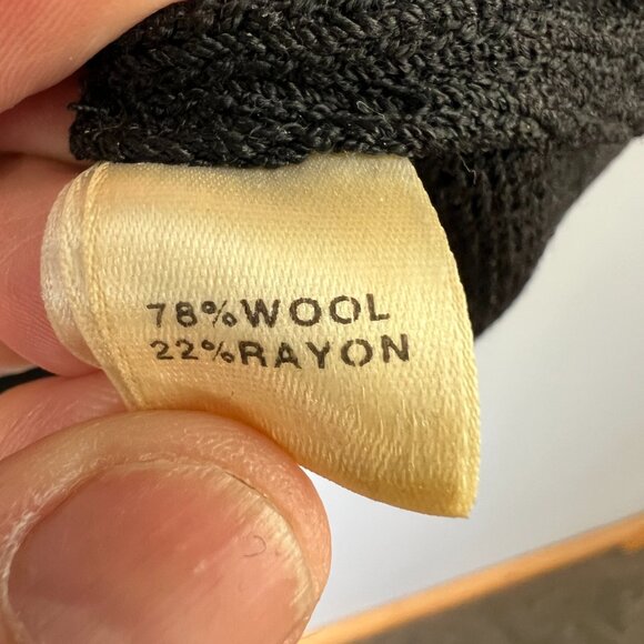 St. John Caviar Wool Blend Black Santana Knit Pencil Skirt Size 2 Career - Picture 5 of 6